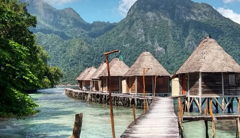 Keindahan Pulau Ora Keindahan Pulau Ora